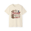 🤠 "She’s From Texas – Won’t Let You Forget It" Tee