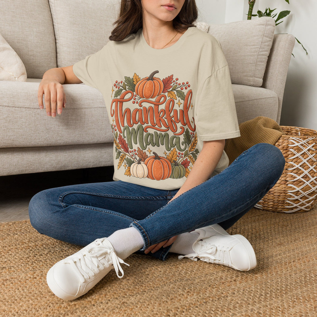 Thankful Mama Fall T-Shirt | Rustic Pumpkin Thanksgiving Tee